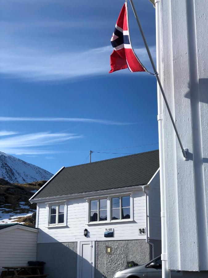 Frugga Feriehus Og Leilighet Straumsjoen Exterior foto